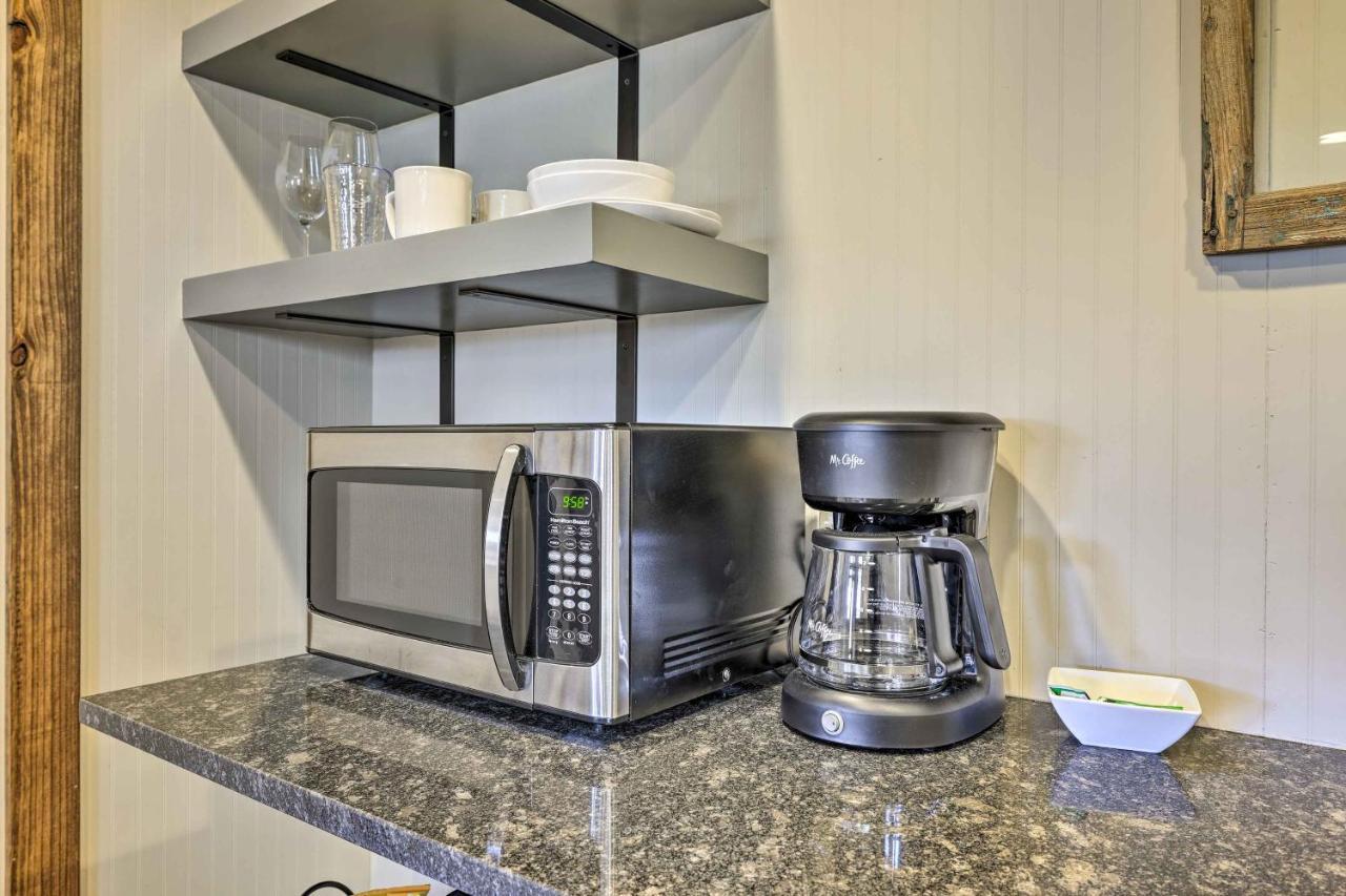 Cozy Fredericksburg Studio Near Wineries! Экстерьер фото